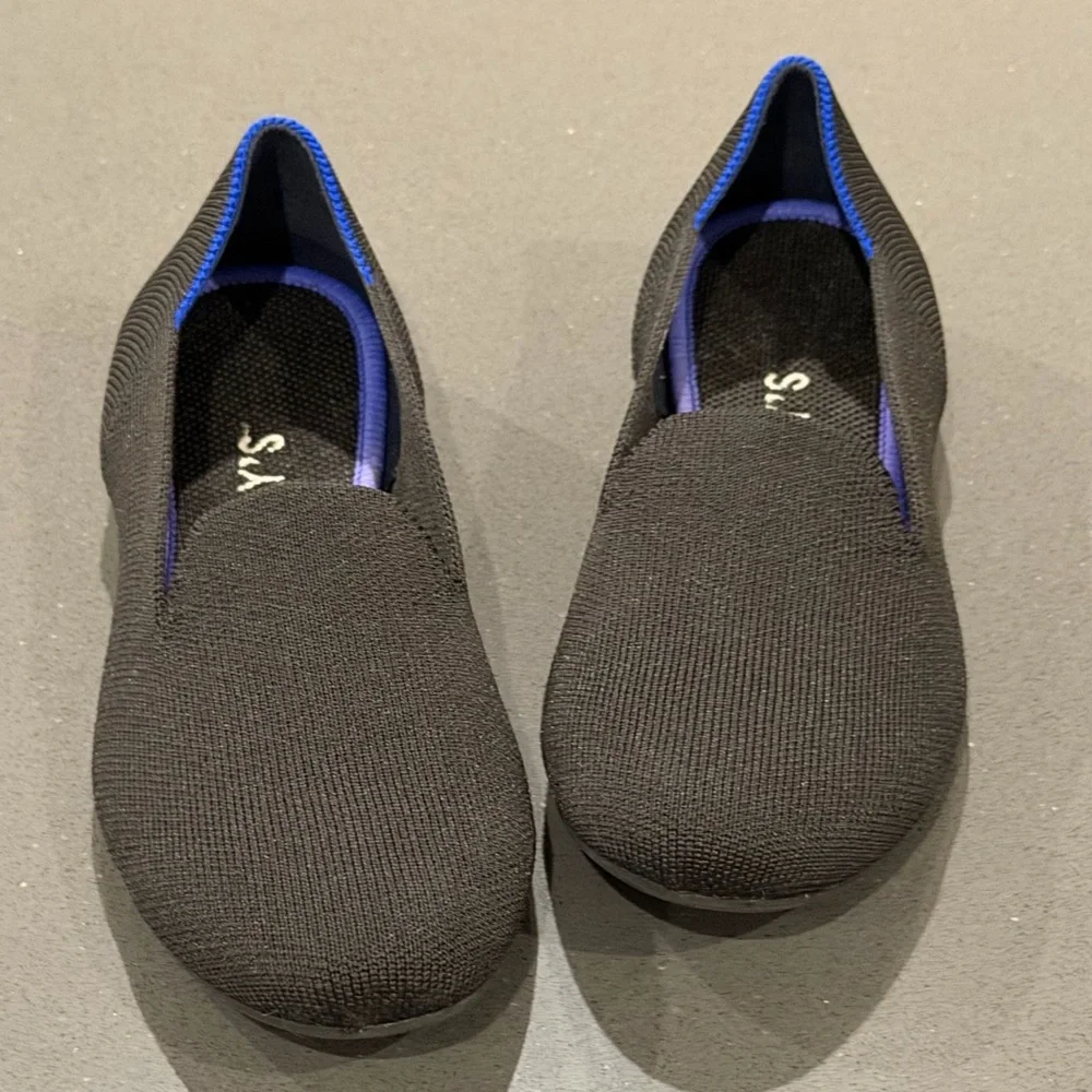 ROTHY's The Loafer around Toe in Black Size 6.5 Excellent Condition Classic Vibe